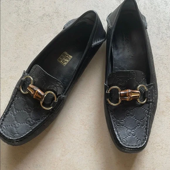 Gucci | Shoes | Gucci Black Loafers With Bamboo Accent  display picture 2